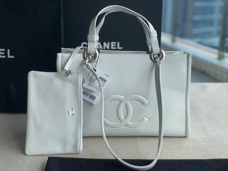 Chanel Handbags 392